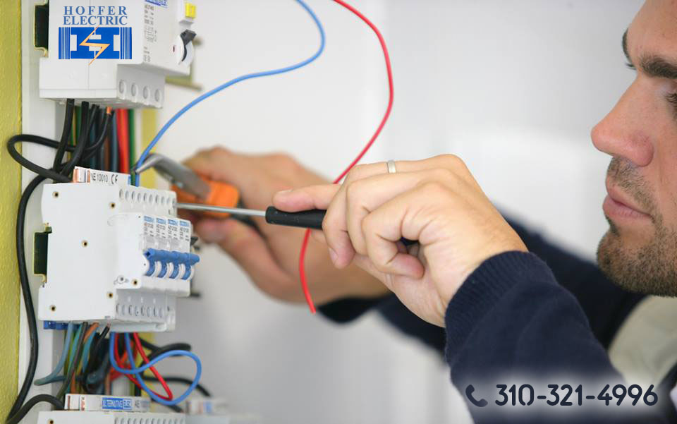 Find a Commercial Electrician in West Hills