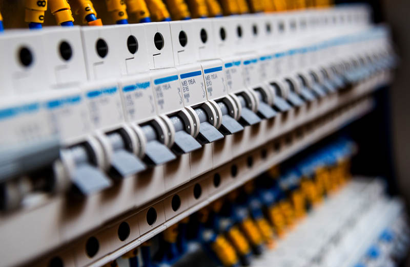 an Electrical Contractor in Calabasas