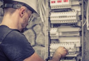 Electrician in Sherman Oaks